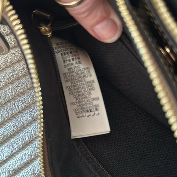 Burberry Lollard Shoulder/Clutch Bag - Picture 13 of 14